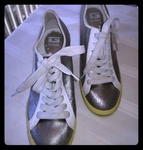 *PRE LOVED* Guess Metallic & Neon Heeled Sneaker